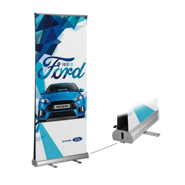 Double-sided retractable banner stand with non-curl fabric print, designed for trade shows with fast setup and turnaround